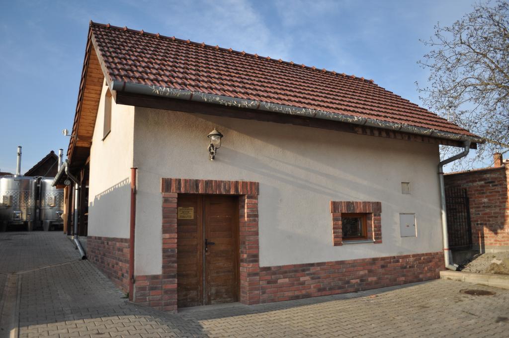 Zaječí Vinarstvi Herufek מראה חיצוני תמונה